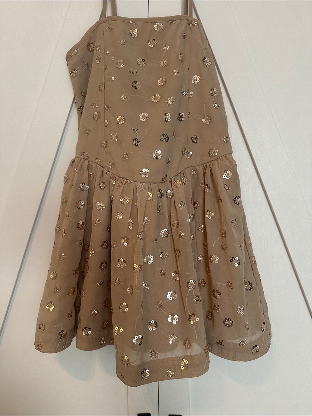 Abercrombie kids Sequin Flower Dress - Tan